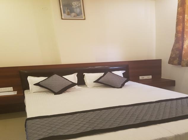 Hotel O Apple Джайпур Екстериор снимка